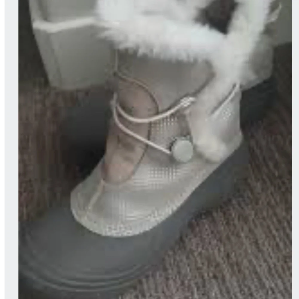 Columbia Womens Sierra Flurry 2 Boots Size 8 Waterproof Insulated Fur Snow